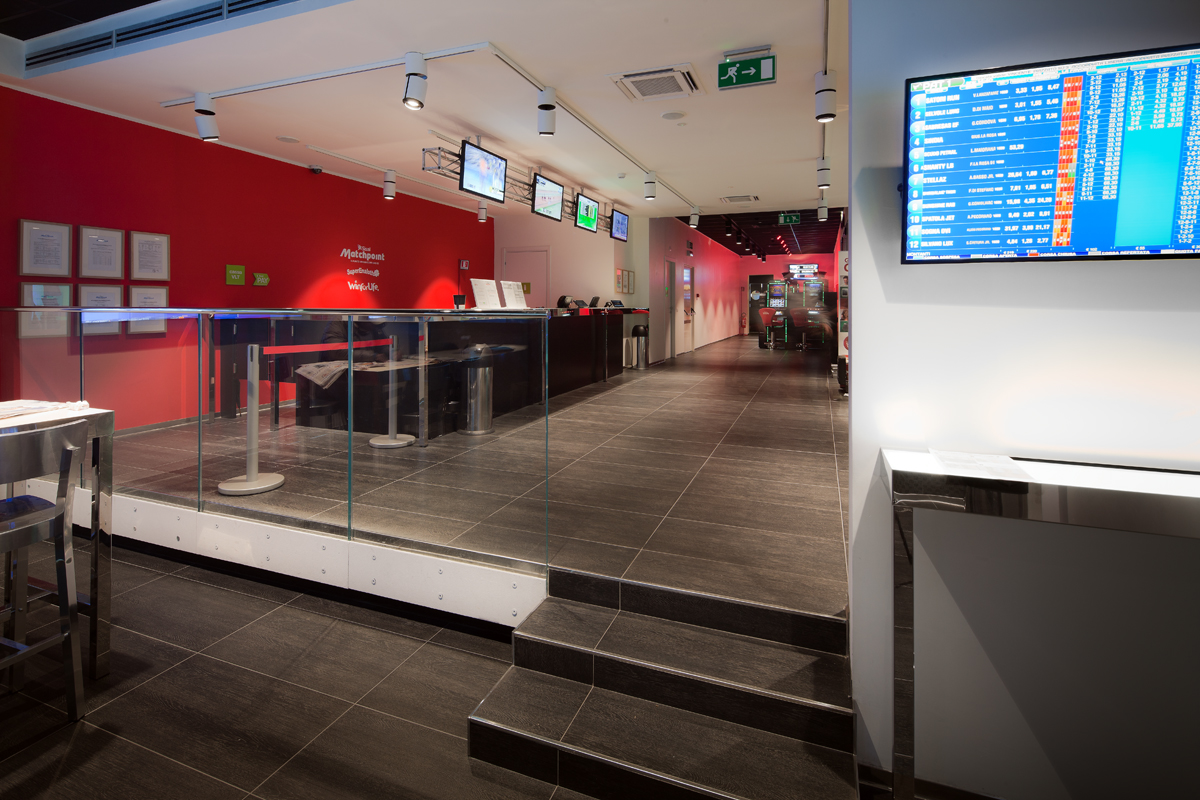 Sisal Wincity Roma Vespasiano: Festeggia in bellezza il suo primo anniversario. Un successo all'insegna dell'intrattenimento e aggregazione di qualità.